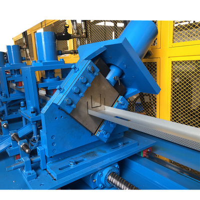 SGS-Stud-Spur-Stähle Wandrahmen Profil Rollformmaschine Präzise