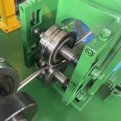 Rollformmaschine für offene Rohrprofile