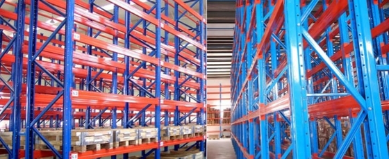 Weiterentwickelte präzise Lagerung aufrecht Racks Regal Panel Roll Formmaschine für Industrie