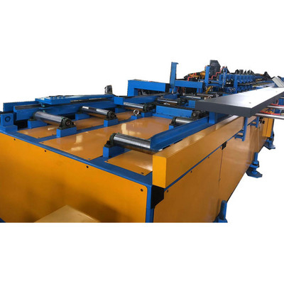 Professioneller Eins-zu-Eins-Service für maßgeschneiderte Regal-Panel-Rollformmaschine
