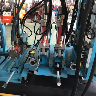 Automatische Stahlrahmenkanal-Punchlöcher C U Z W M V T Purlin Roll Forming Machine