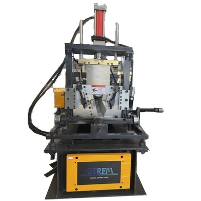 Hut Purline Roll Formmaschine machen Purlines Profil in Charge vollautomatisch