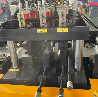 Hut Purline Roll Formmaschine machen Purlines Profil in Charge vollautomatisch