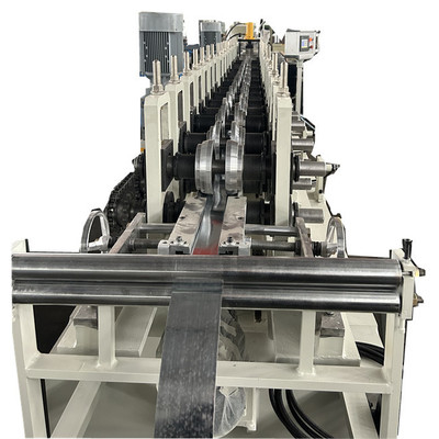 Automatische Größenverstellbare Walzmaschine für Stahlverkleidungen