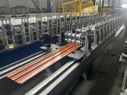 Automatische Steuerung und Scheren System Soffit-Panel Walzformmaschine für einen reibungslosen Betrieb