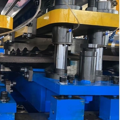 Metalldachfliesenmaschine für Schrittfliesen und Glasfliesen