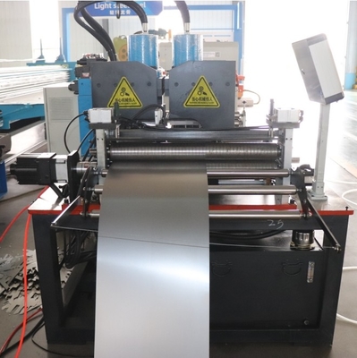 Maschine zur Herstellung von Metallwandverkleidungsplatten