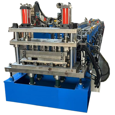 Maschine zur Herstellung von Metallwandverkleidungsplatten