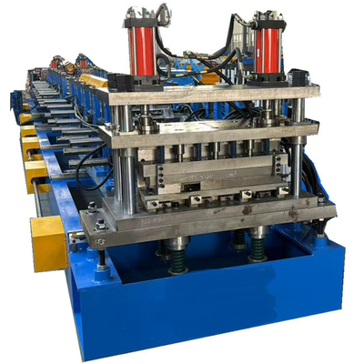 Maschine zur Herstellung von Metallwandverkleidungsplatten