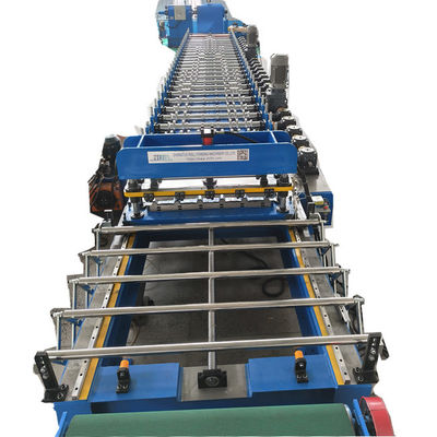 Hochgeschwindigkeits- und automatische Maschine zur Herstellung von Metalldachblechen