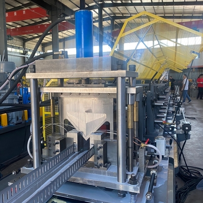 Mehrfach-Schienen-Strecke mit normalem Stehbolzen und Schienenprofil-Herstellungsmaschine für Kanada