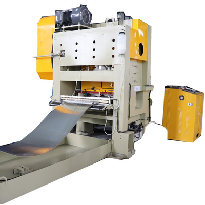 Automatische Stanz- und Ablängproduktionslinie